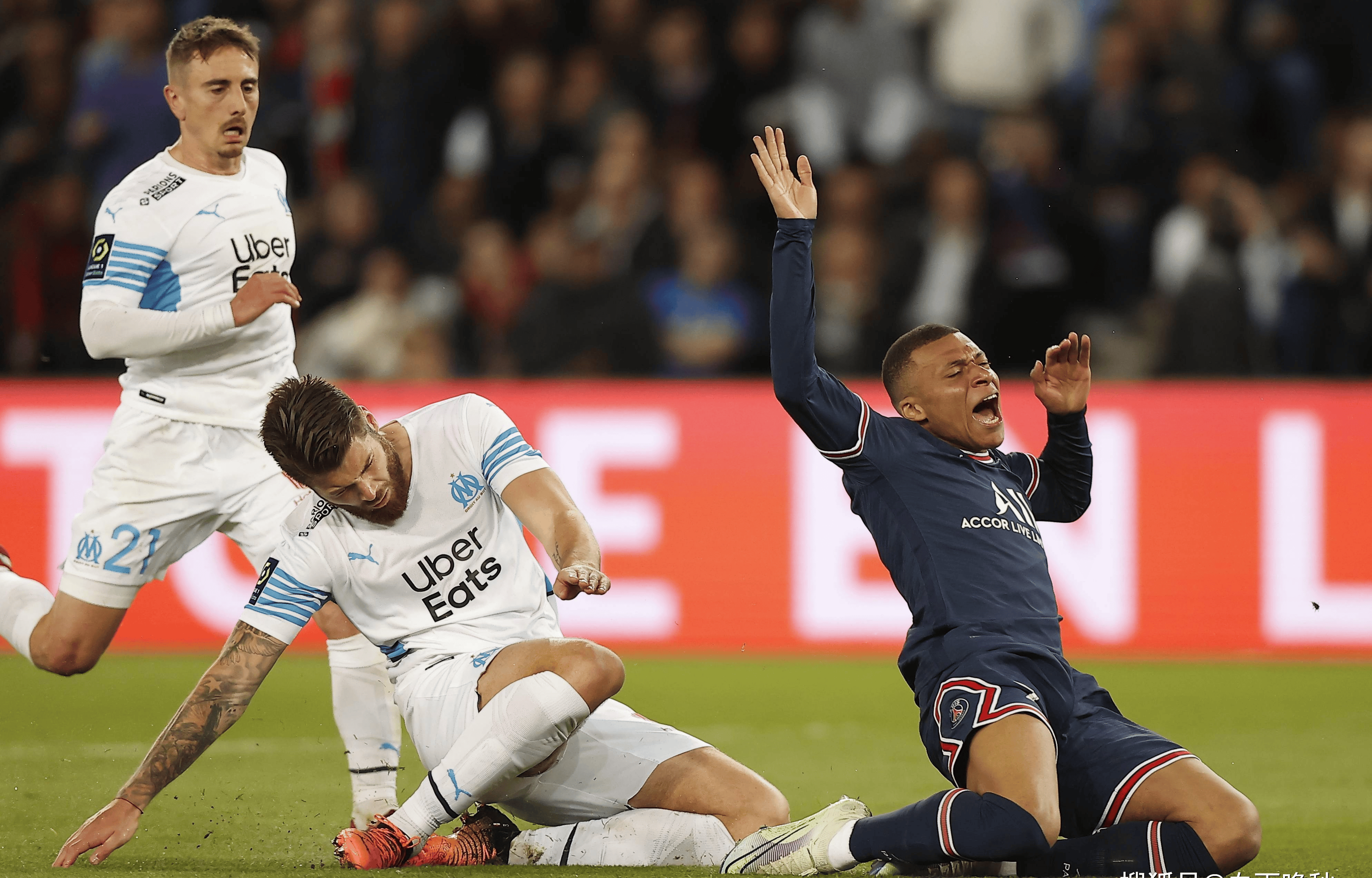 开云网页版登录入口-巴黎圣日耳曼前途光明！，哈兰德新星最后时刻胜出表现突出再创辉煌时刻的简单介绍-开云网页版登录入口